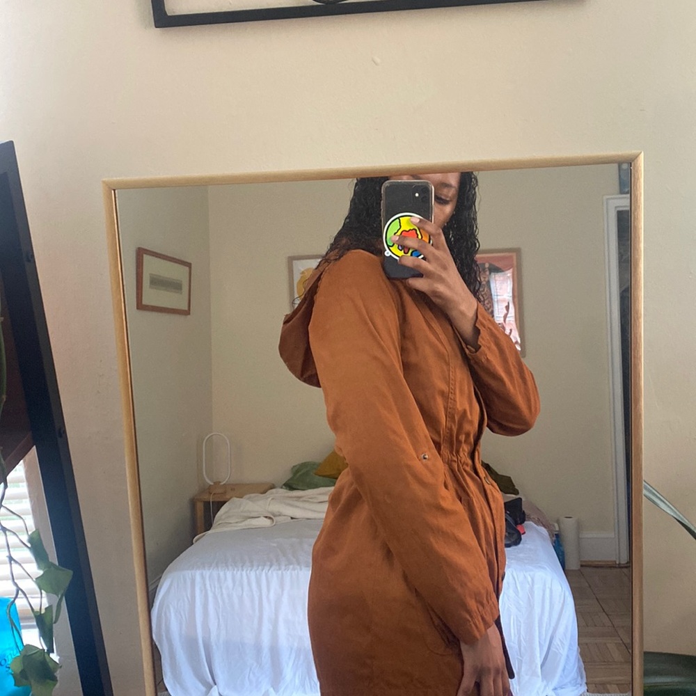 Tan fall/ spring jacket - Picture 2 of 5